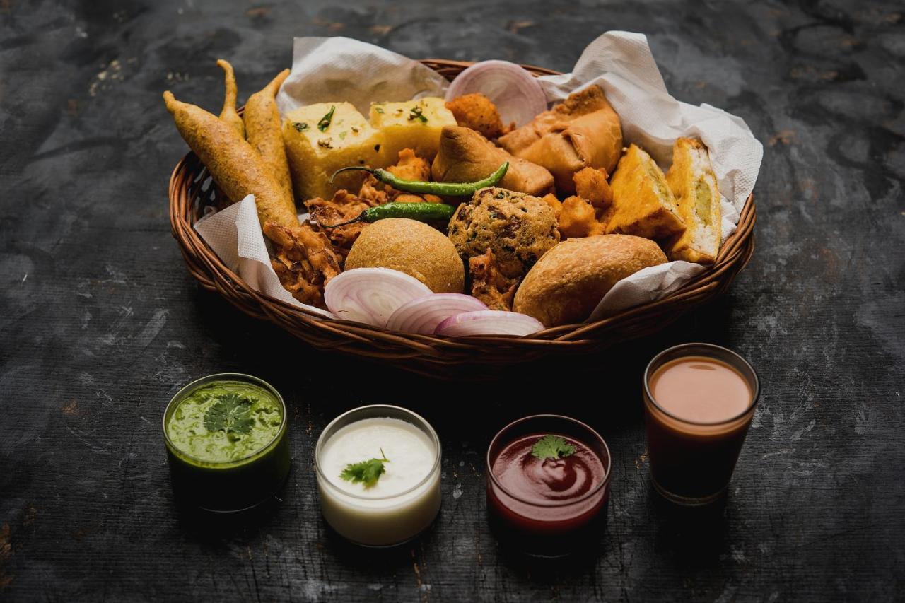 Hotel O Food Plaza Zirakpur Екстериор снимка