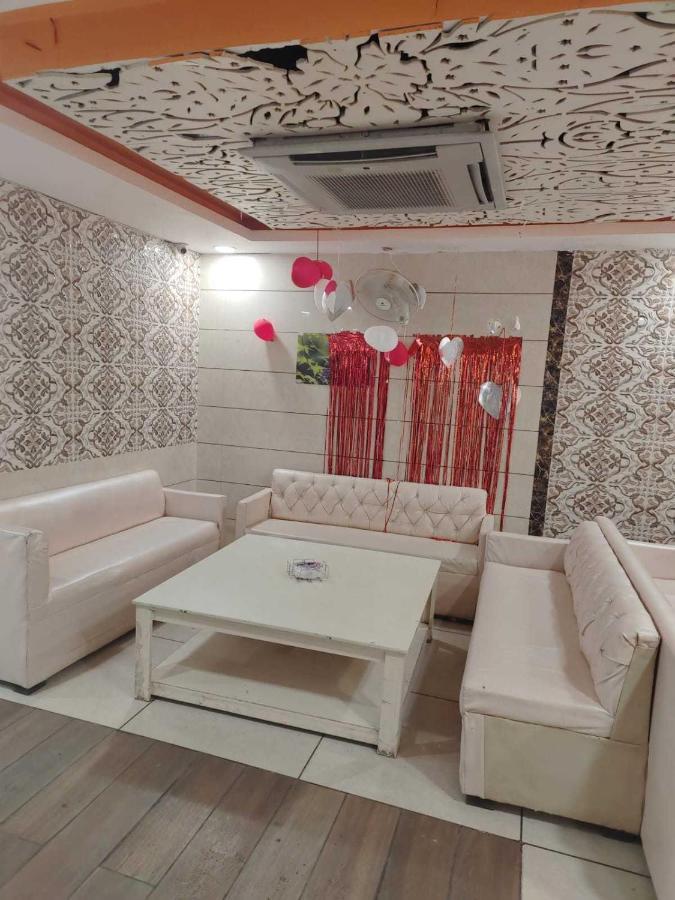 Hotel O Food Plaza Zirakpur Екстериор снимка