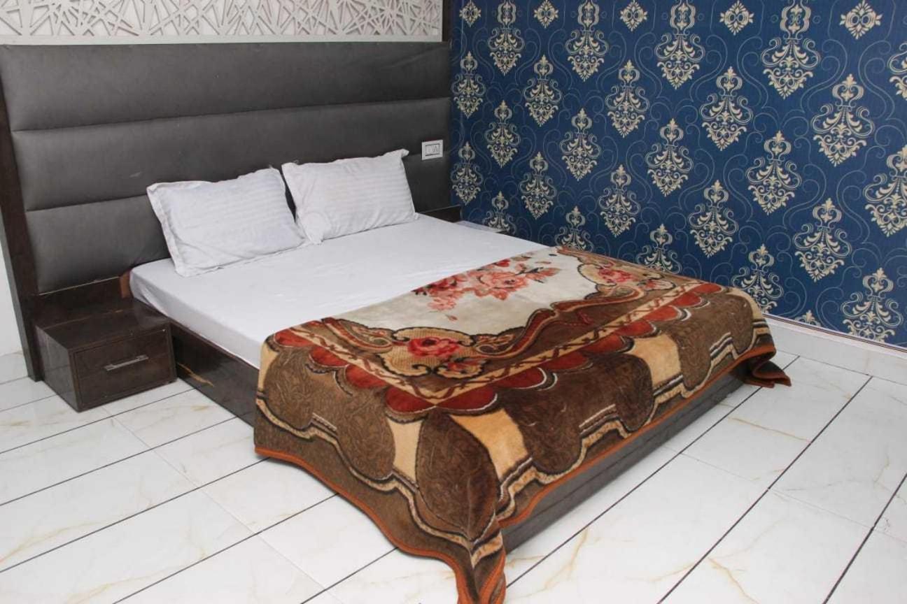Hotel O Food Plaza Zirakpur Екстериор снимка